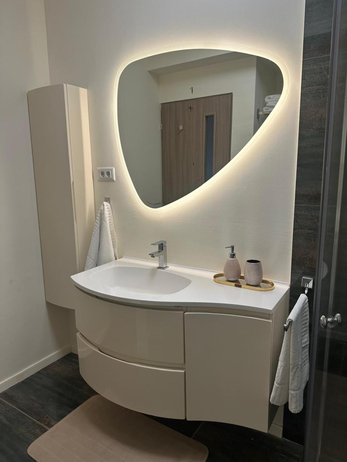 Sea View Luxury Apartament Năvodari Екстериор снимка